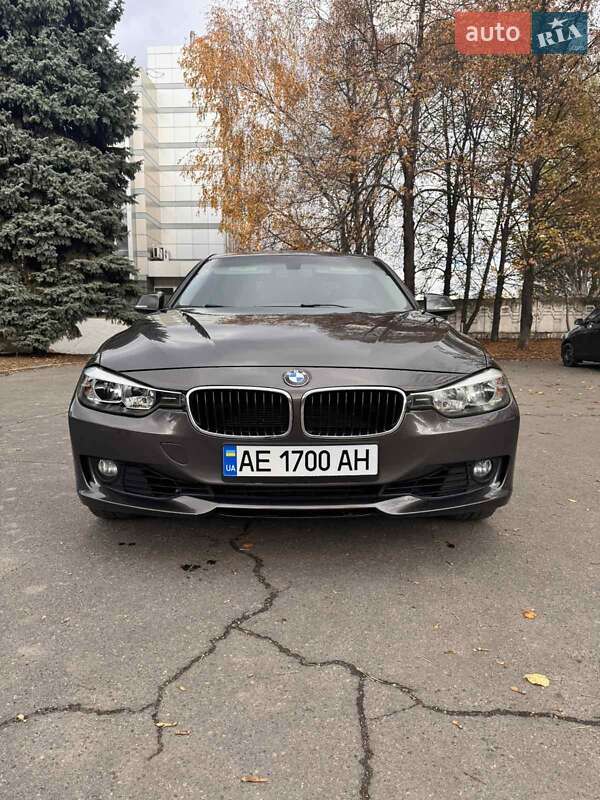 Седан BMW 3 Series 2014 в Днепре фото 2 Седан BMW 3 Series 2014 в Днепре