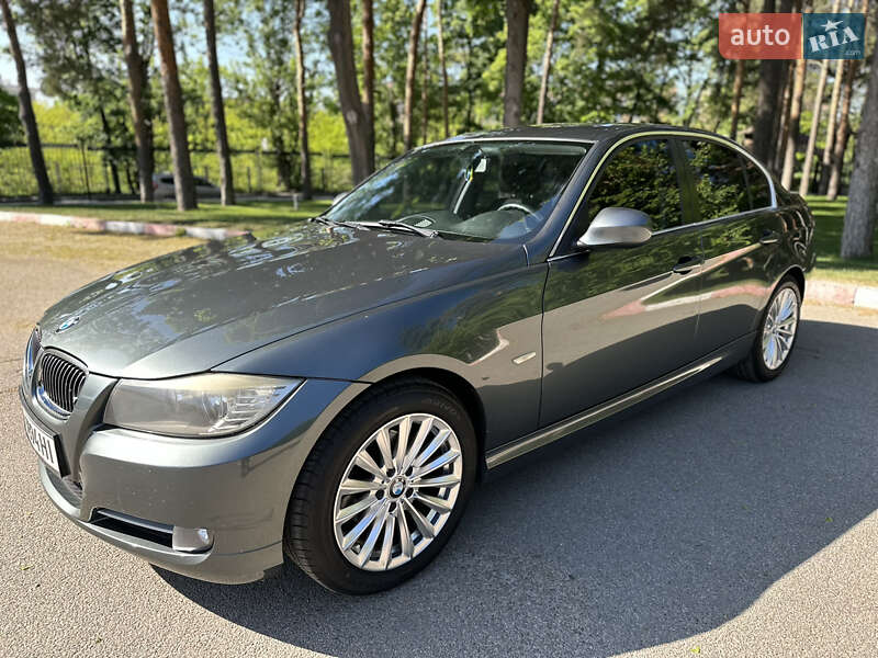 Седан BMW 3 Series 2010 в Харькове фото 3 Седан BMW 3 Series 2010 в Харькове