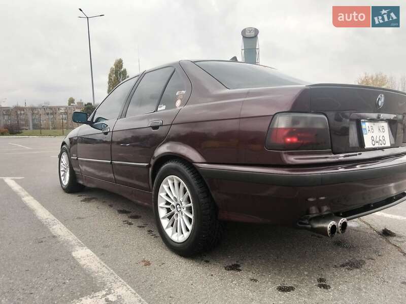 Седан BMW 3 Series 1991 в Харькове фото 2 Седан BMW 3 Series 1991 в Харькове