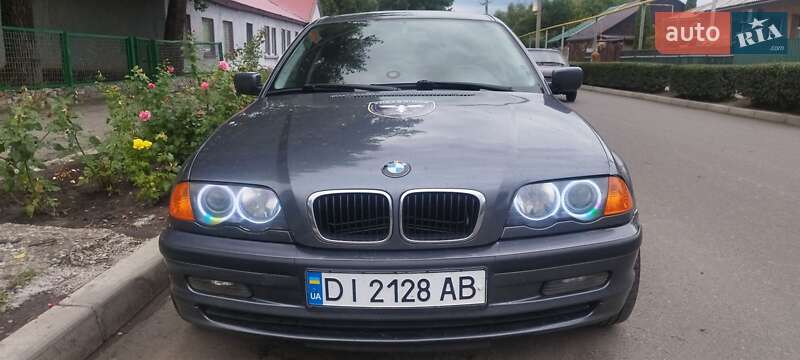 Седан BMW 3 Series 2000 в Синельниково