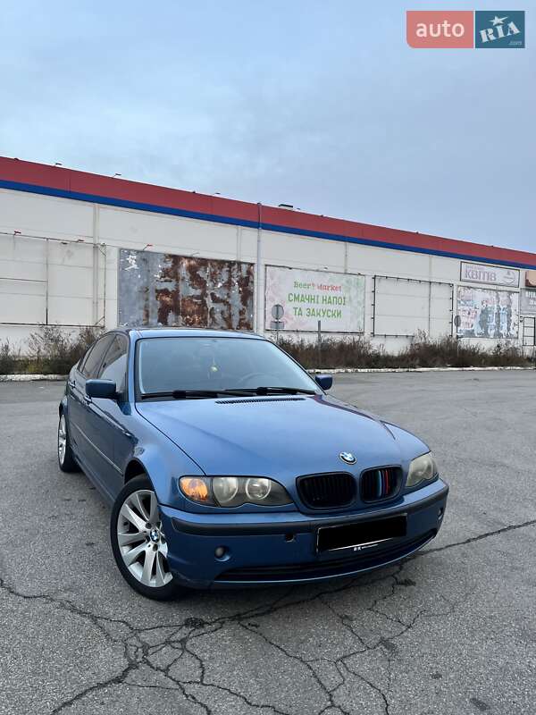 BMW 3 Series 2004