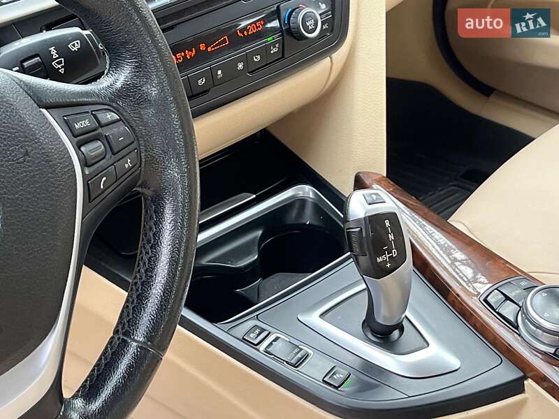 Седан BMW 3 Series 2014 в Києві