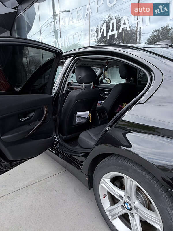 Седан BMW 3 Series 2013 в Одессе