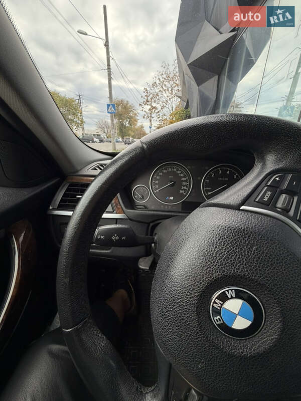 Седан BMW 3 Series 2013 в Одессе