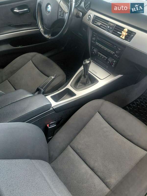 Седан BMW 3 Series 2006 в Кременчуге фото 9 Седан BMW 3 Series 2006 в Кременчуге
