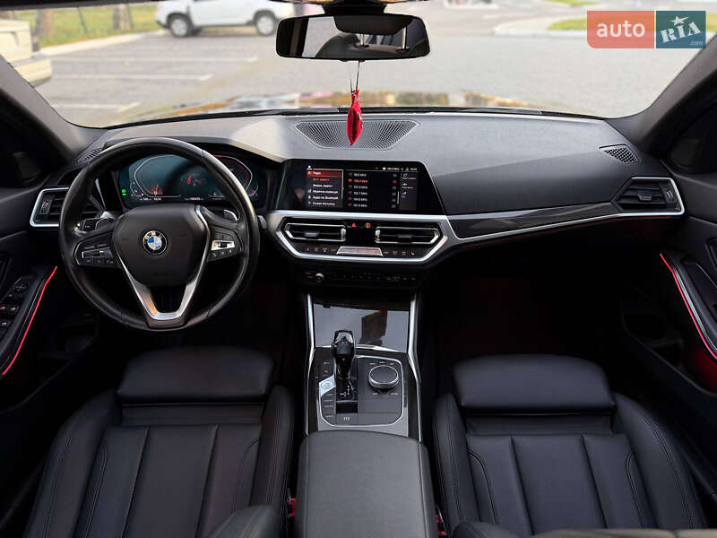 Седан BMW 3 Series 2019 в Одессе