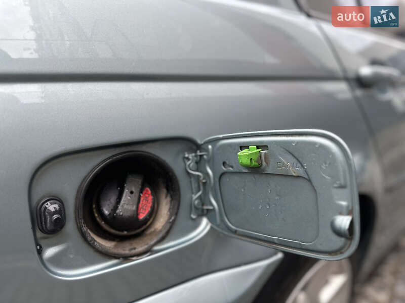 Седан BMW 3 Series 2002 в Львове фото 40 Седан BMW 3 Series 2002 в Львове