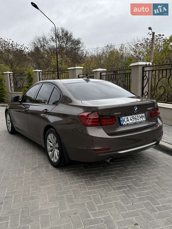 Седан BMW 3 Series 2013 в Одессе