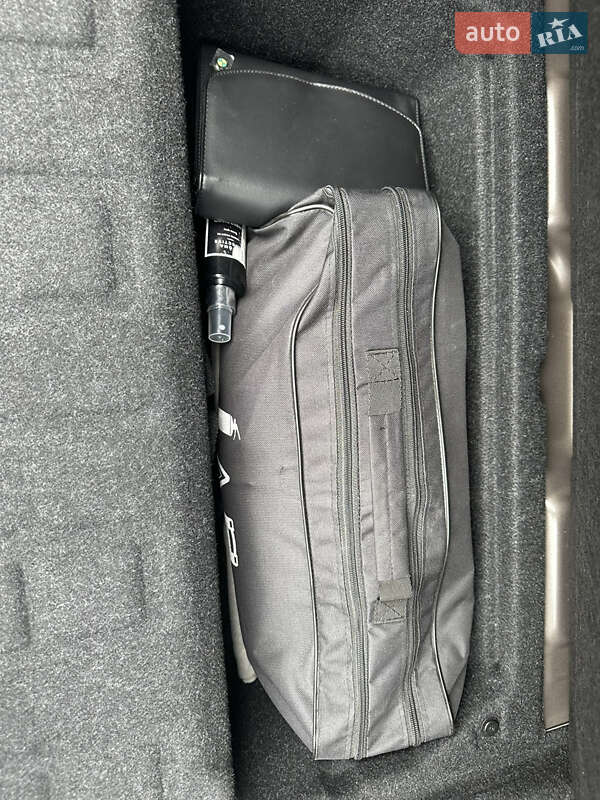 Седан BMW 3 Series 2013 в Одессе