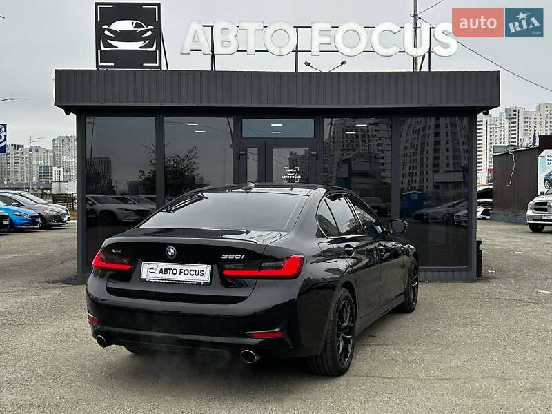Седан BMW 3 Series 2021 в Киеве