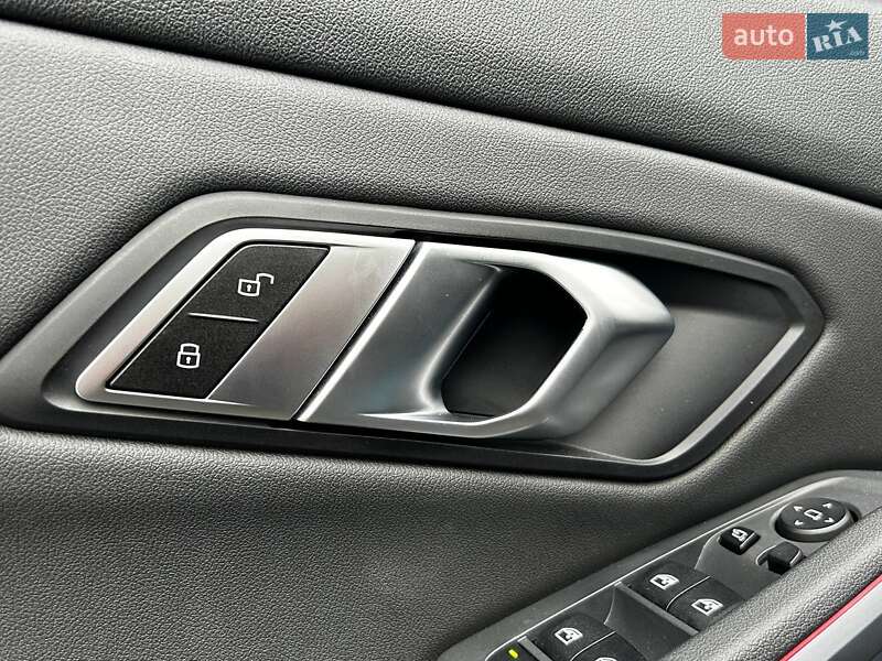 Седан BMW 3 Series 2021 в Киеве