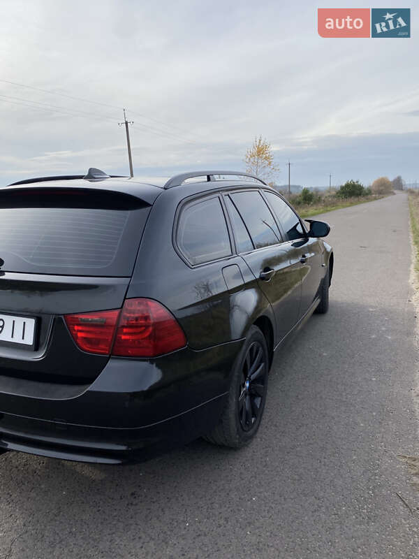 Универсал BMW 3 Series 2009 в Ровно фото 4 Универсал BMW 3 Series 2009 в Ровно