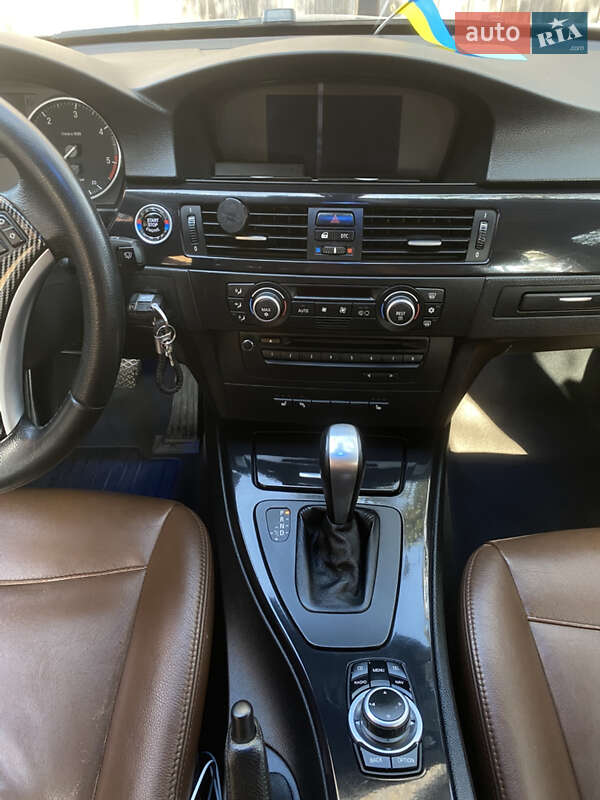 Универсал BMW 3 Series 2009 в Ровно фото 12 Универсал BMW 3 Series 2009 в Ровно