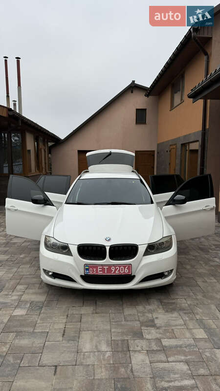 Универсал BMW 3 Series 2010 в Сарнах