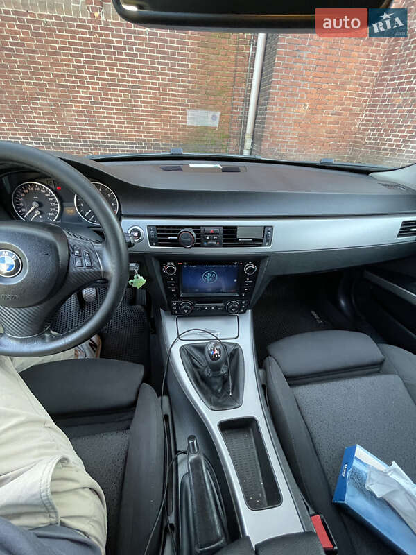 Седан BMW 3 Series 2005 в Каменец-Подольском