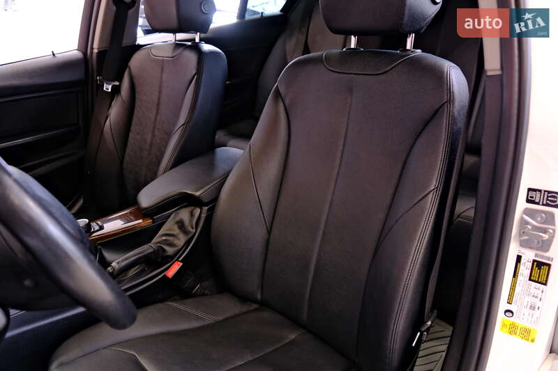 Седан BMW 3 Series 2013 в Одесі