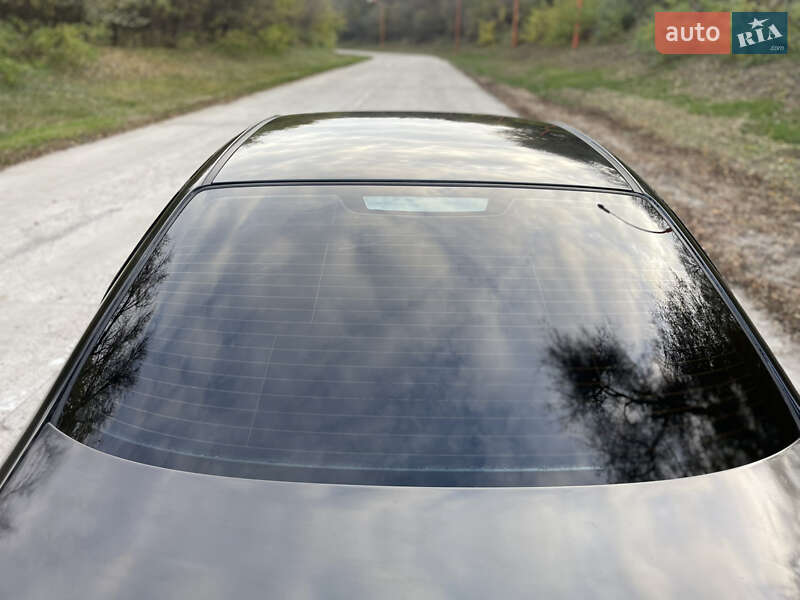 Седан BMW 3 Series 1999 в Градижске