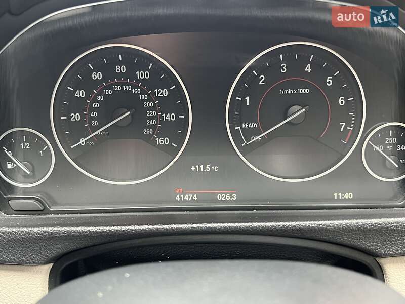 Седан BMW 3 Series 2016 в Києві