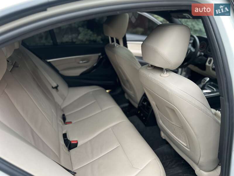 Седан BMW 3 Series 2016 в Києві