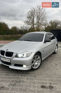 Седан BMW 3 Series 2005 в Стрию