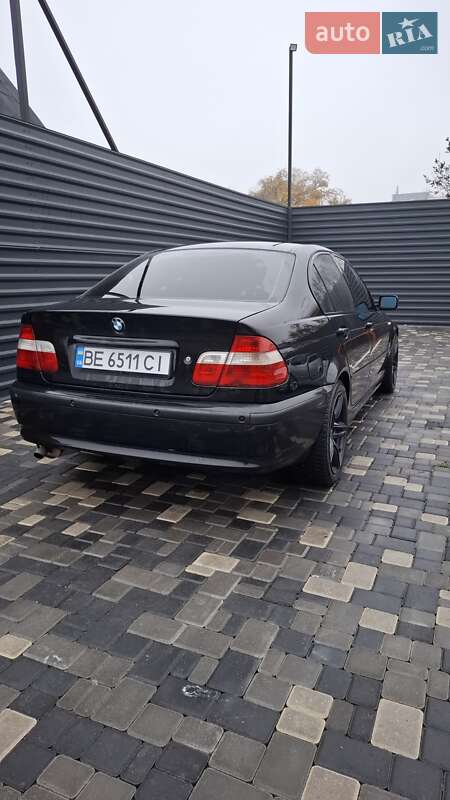 Седан BMW 3 Series 2004 в Николаеве