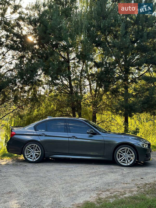 Седан BMW 3 Series 2013 в Киеве