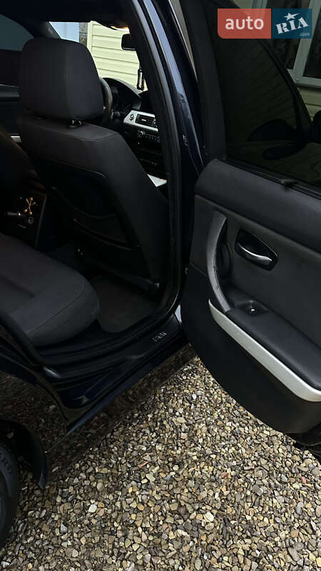 Универсал BMW 3 Series 2008 в Косове фото 25 Универсал BMW 3 Series 2008 в Косове