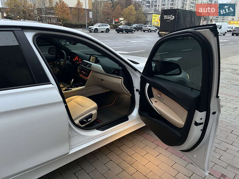 Седан BMW 3 Series 2017 в Вишневом фото 22 Седан BMW 3 Series 2017 в Вишневом