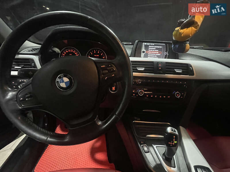 Седан BMW 3 Series 2012 в Одесі