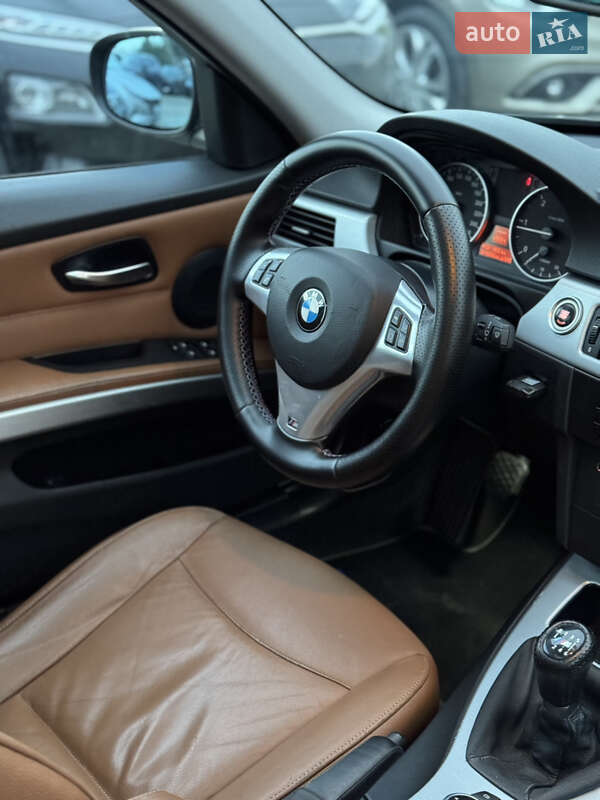 Универсал BMW 3 Series 2010 в Ивано-Франковске фото 32 Универсал BMW 3 Series 2010 в Ивано-Франковске