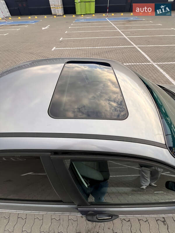 Седан BMW 3 Series 2003 в Ивано-Франковске