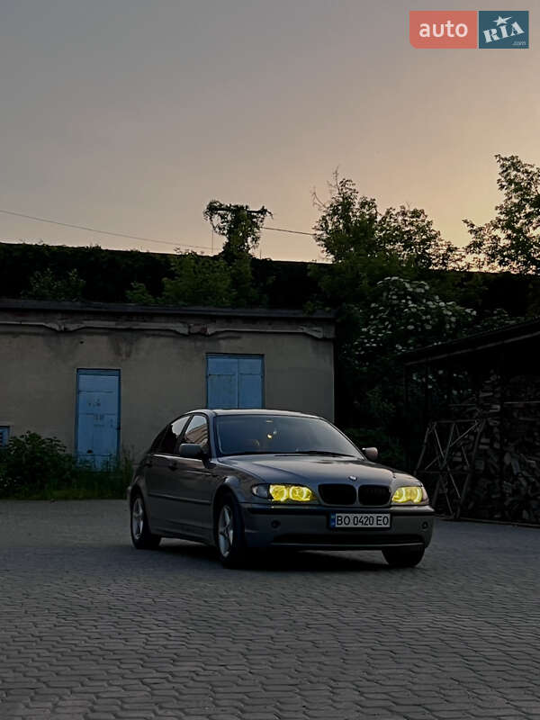 Седан BMW 3 Series 2003 в Ивано-Франковске