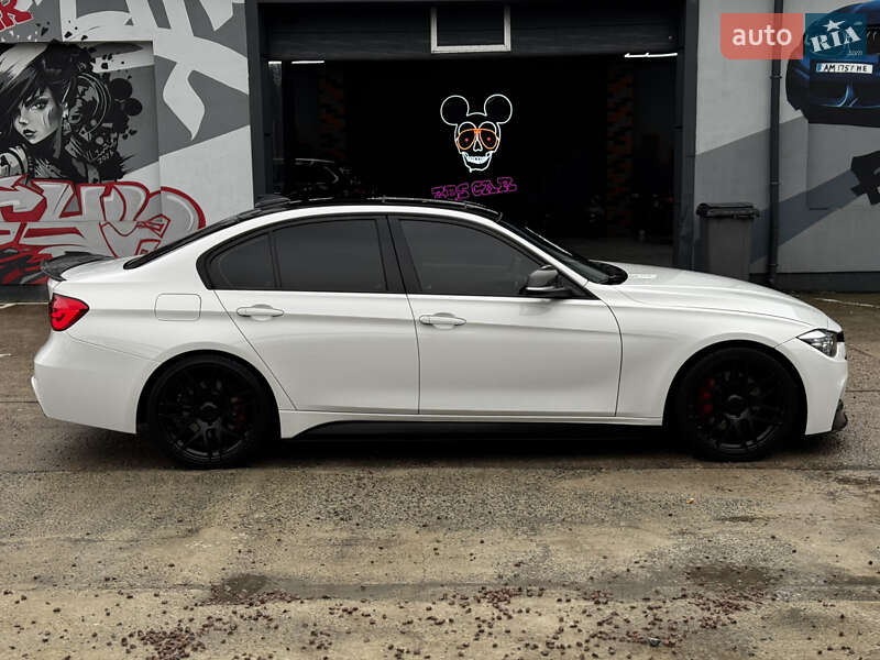 Седан BMW 3 Series 2013 в Житомире