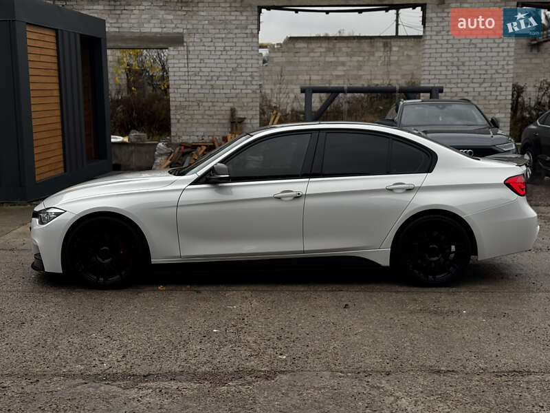 Седан BMW 3 Series 2013 в Житомире