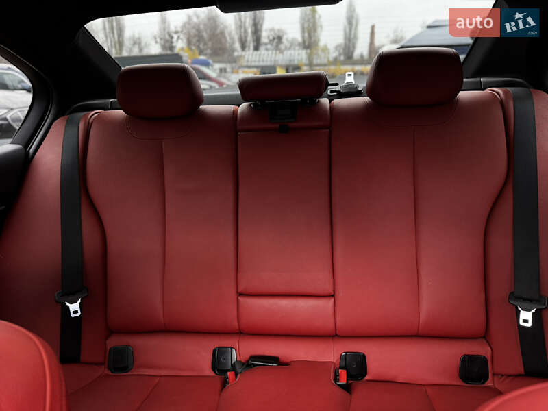 Седан BMW 3 Series 2013 в Житомире