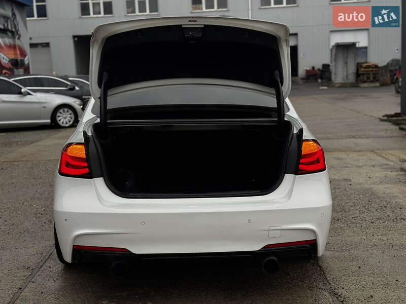 Седан BMW 3 Series 2013 в Житомире