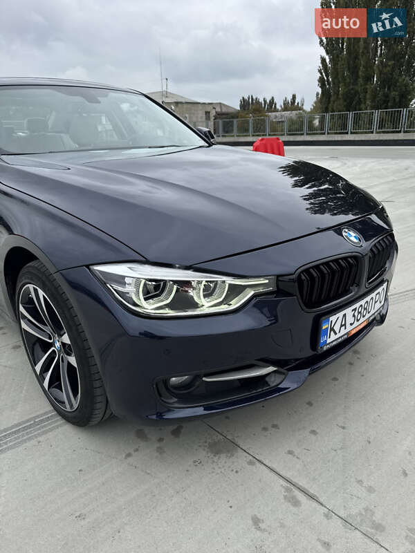 Седан BMW 3 Series 2014 в Киеве