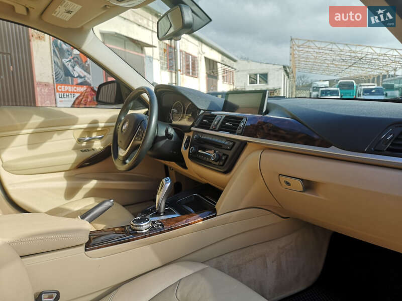 Седан BMW 3 Series 2013 в Калуше