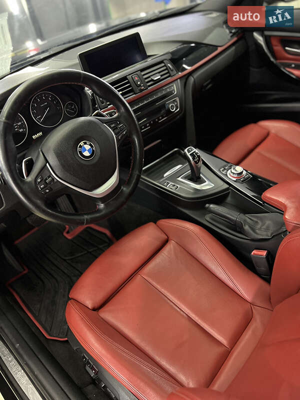 Седан BMW 3 Series 2012 в Львове