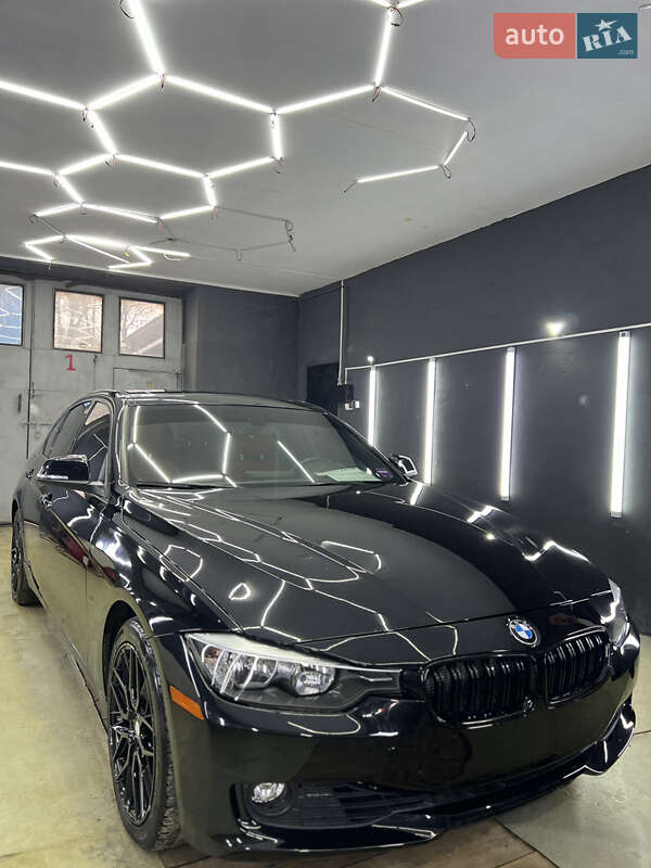 Седан BMW 3 Series 2012 в Львове
