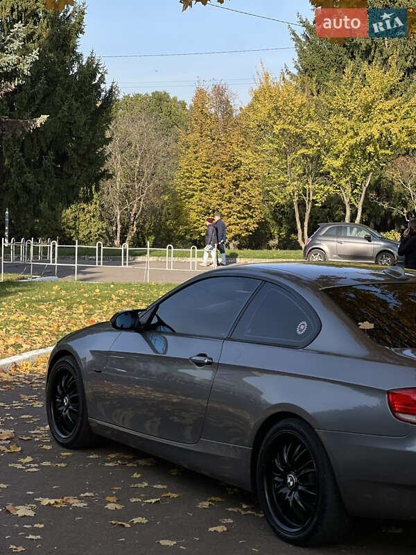 Купе BMW 3 Series 2008 в Ровно