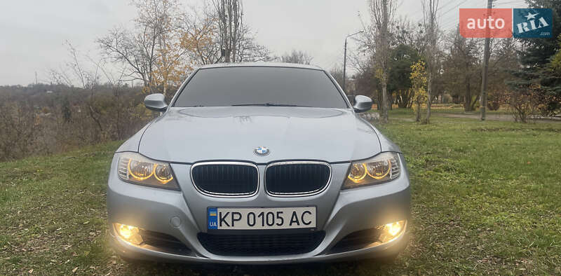 Седан BMW 3 Series 2011 в Чугуеве фото 30 Седан BMW 3 Series 2011 в Чугуеве