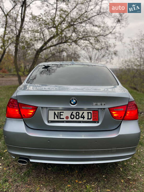 Седан BMW 3 Series 2011 в Чугуеве фото 37 Седан BMW 3 Series 2011 в Чугуеве