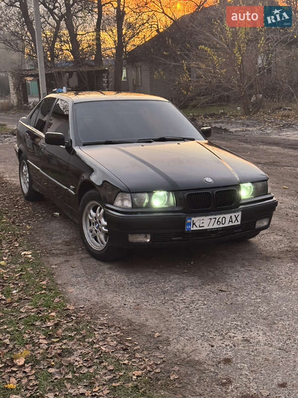 BMW 3 Series 1995 BMW 3 Series 1995