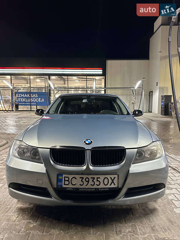 Седан BMW 3 Series 2006 в Умани
