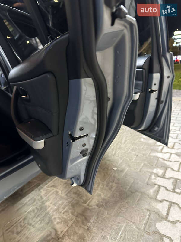 Седан BMW 3 Series 2006 в Умани