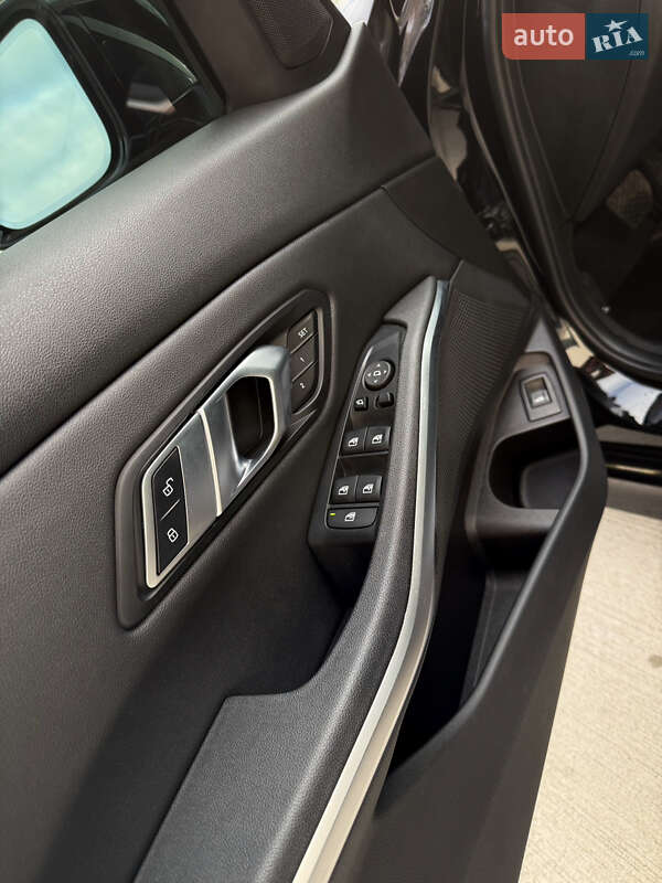 Седан BMW 3 Series 2021 в Луцьку