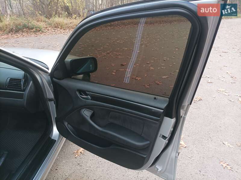 Седан BMW 3 Series 2003 в Львове фото 21 Седан BMW 3 Series 2003 в Львове