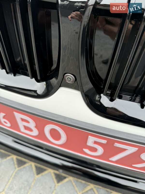 Седан BMW 3 Series 2020 в Одессе