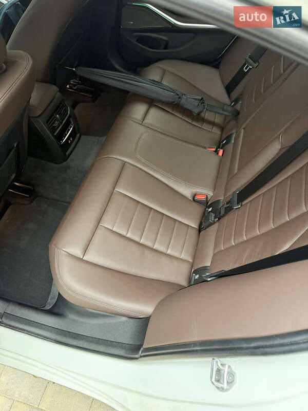 Седан BMW 3 Series 2020 в Одессе